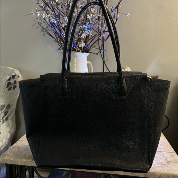 Michael Kors Tote / Laptop Bag - Picture 2 of 16